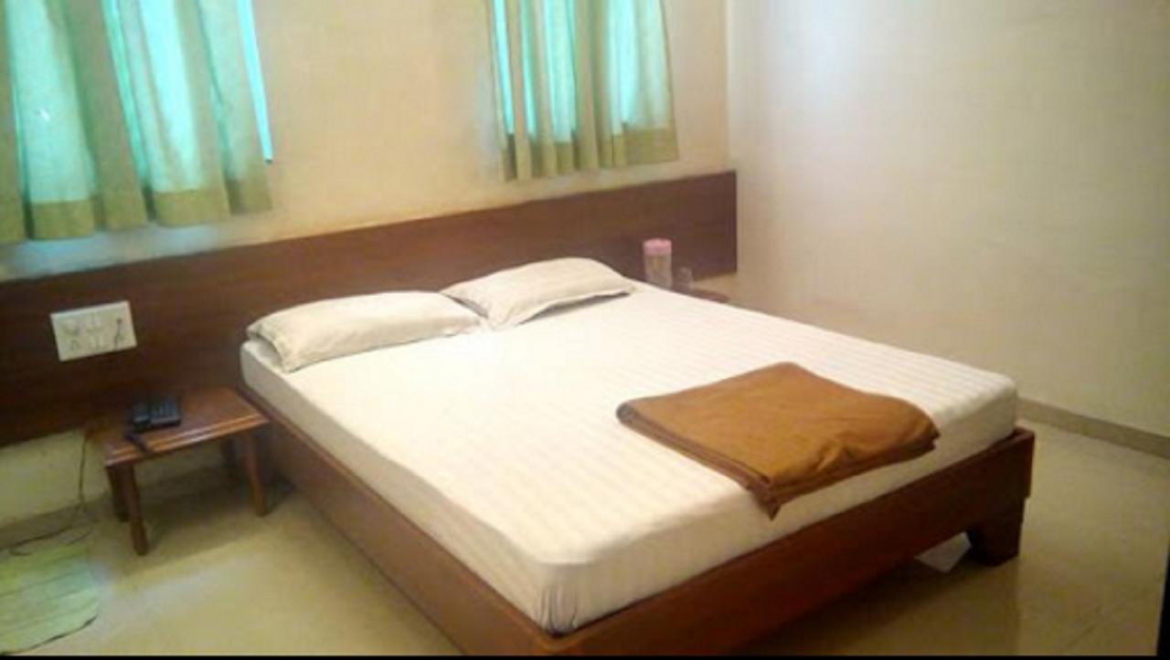 Hotel Rajdeep Pune Exterior photo