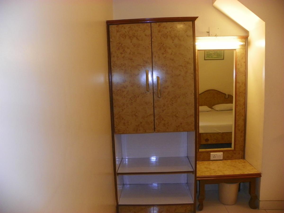 Hotel Rajdeep Pune Exterior photo
