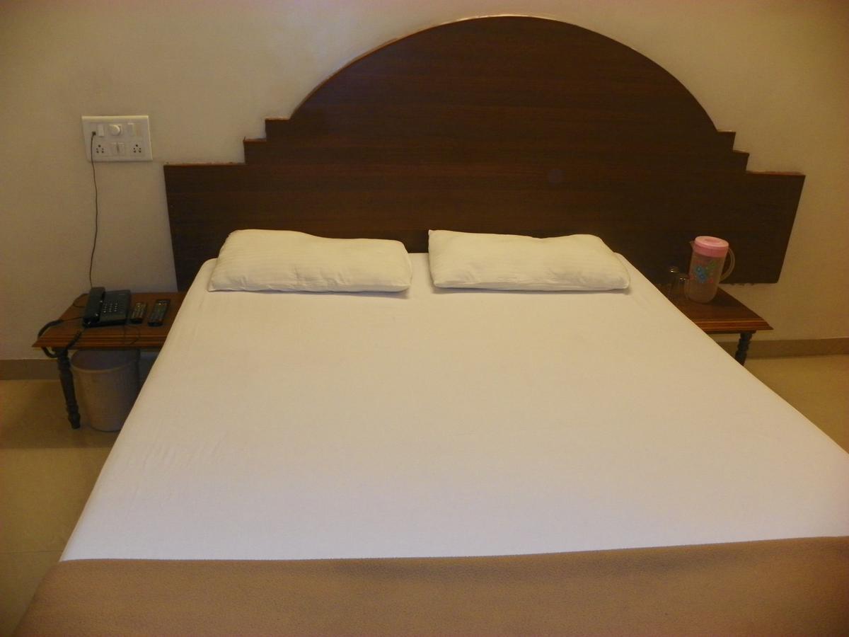 Hotel Rajdeep Pune Exterior photo