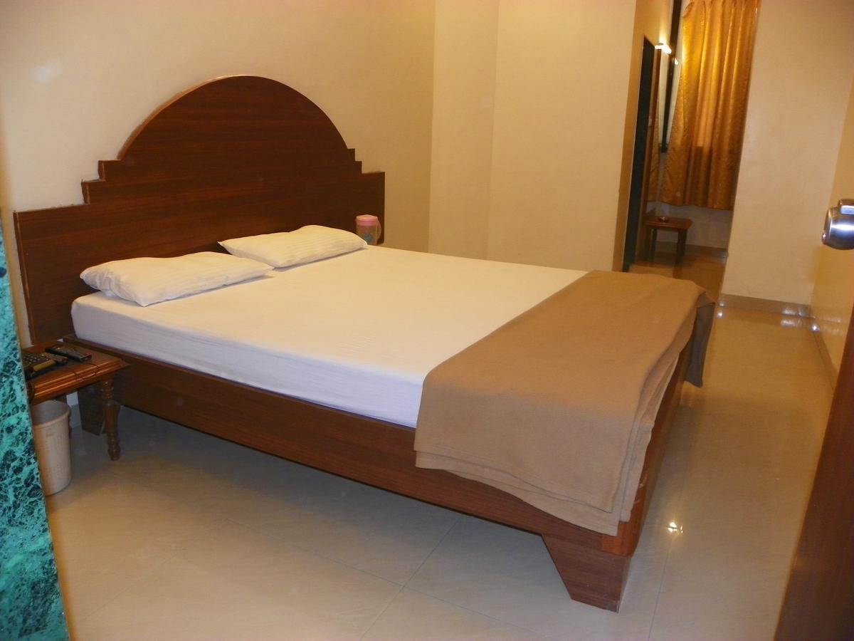Hotel Rajdeep Pune Exterior photo